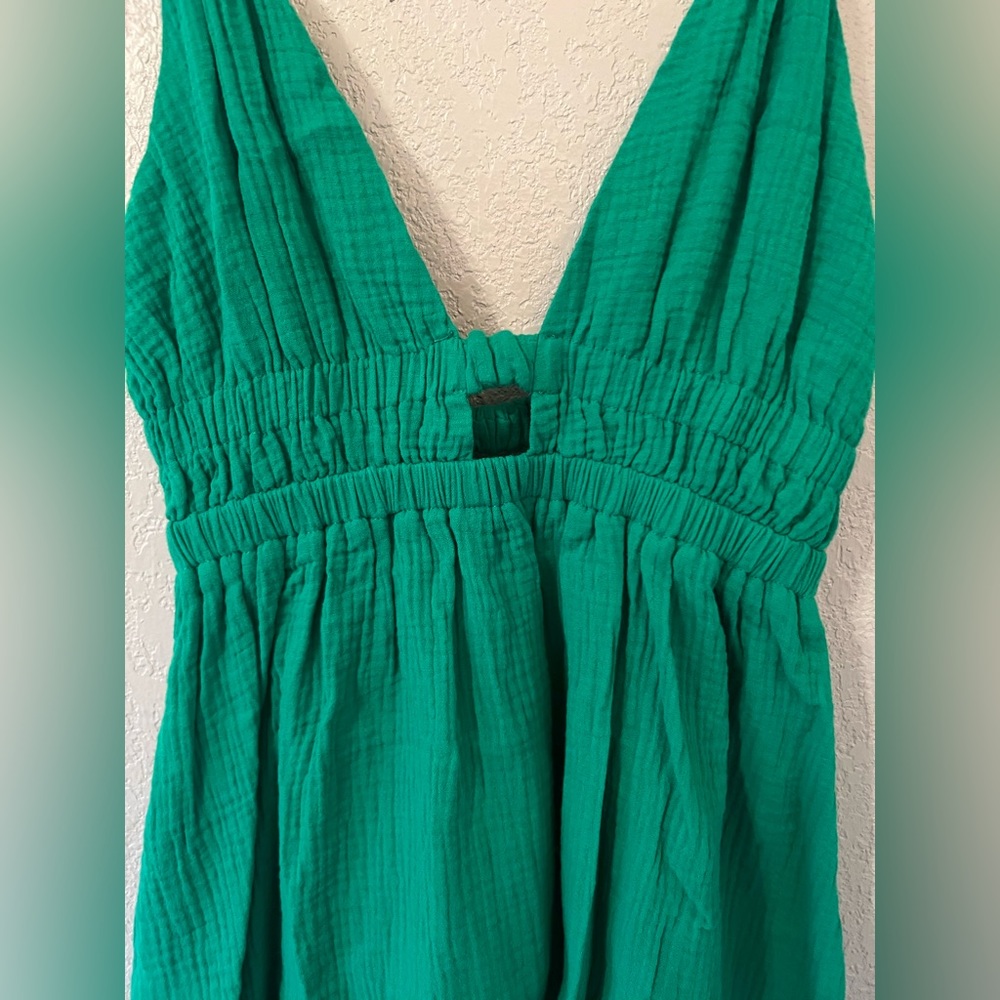 NEST GREEN DRESS